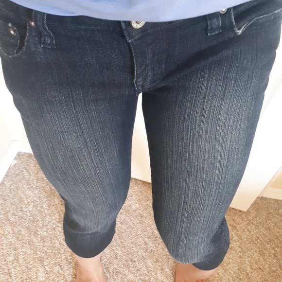 NWOT Seductions Low Rise Navy-Black Jean Capri - Picture 4 of 7